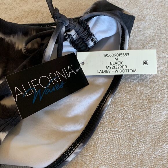 California waves black high waisted bikini bottoms Size M NWT - Picture 6 of 6